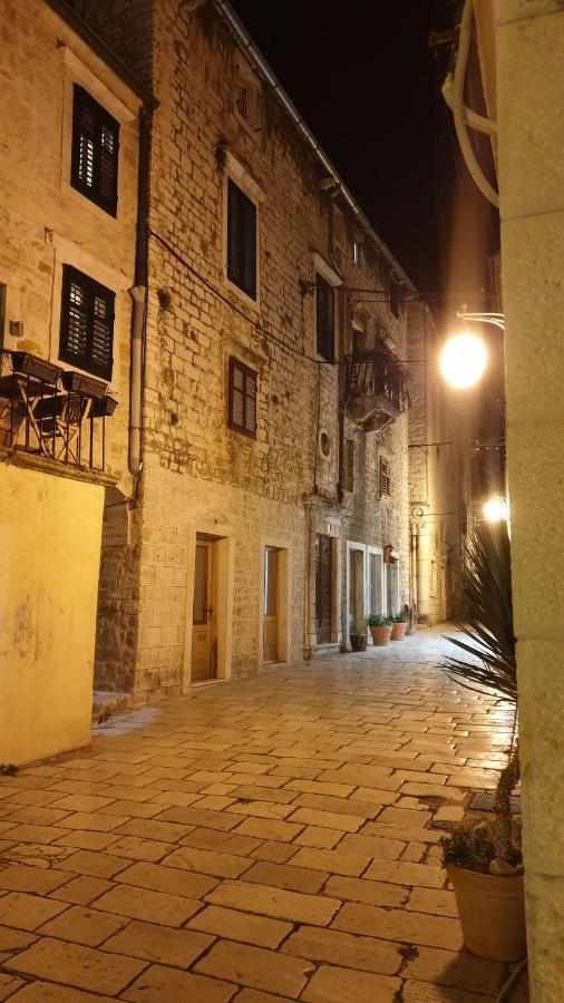 D&M Apartment Sibenik - An Apartment In The Heart Of The Old Town Kültér fotó